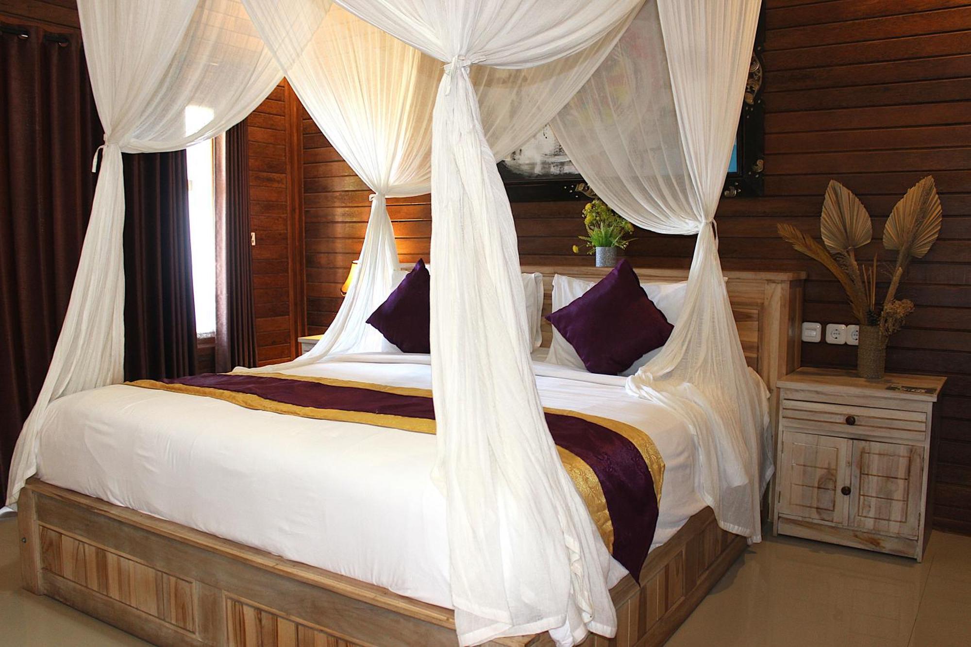 Reynten Hill Resort Batununggul Exterior foto
