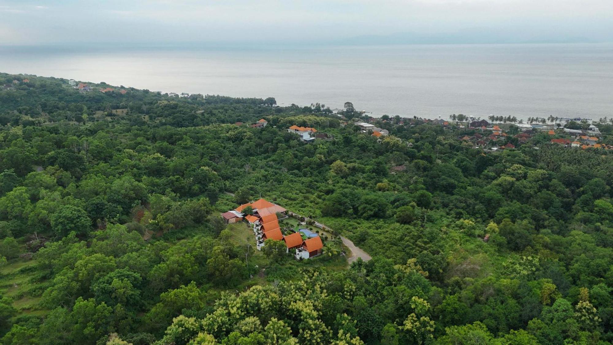 Reynten Hill Resort Batununggul Exterior foto